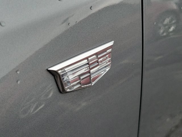 Certified 2024 Cadillac XT4 Luxury w/ Cold Weather Package FWD image 36