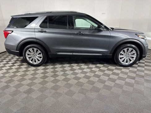 Used 2025 Ford Explorer Platinum w/ LUX Leather Package AWD/4WD image 7