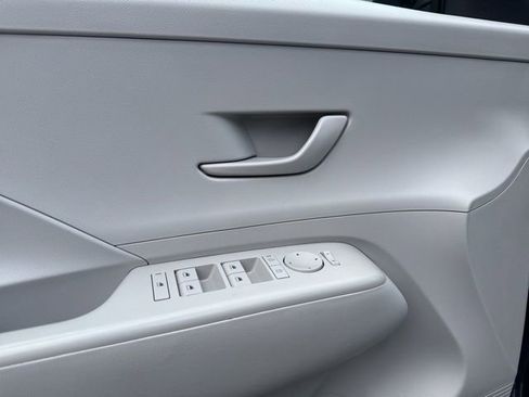 Used 2024 Hyundai Kona SEL image 26