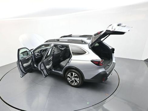 Used 2022 Subaru Outback Limited AWD/4WD image 36