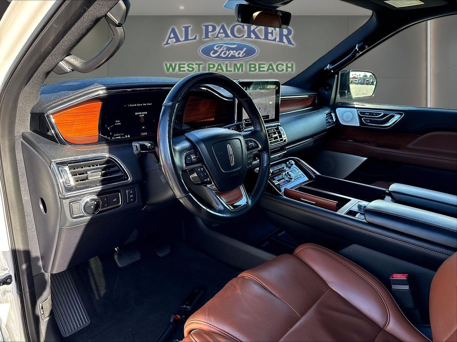 Used 2019 Lincoln Navigator L Reserve AWD/4WD image 21