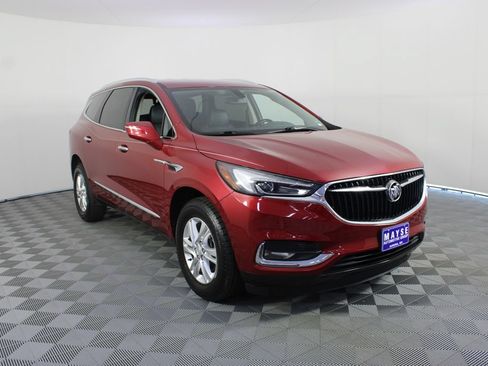 Used 2019 Buick Enclave Essence FWD image 26