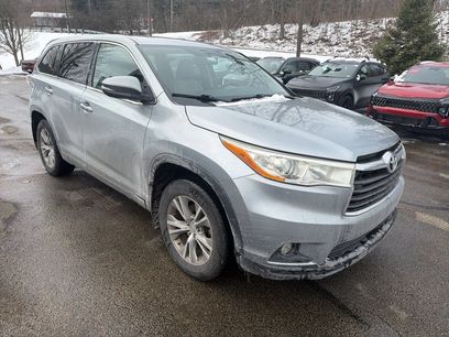 Used 2014 Toyota Highlander LE