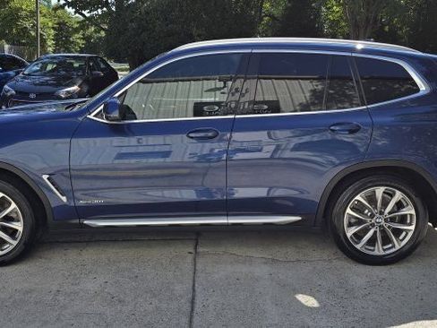Used 2018 BMW X3 xDrive30i AWD/4WD image 2