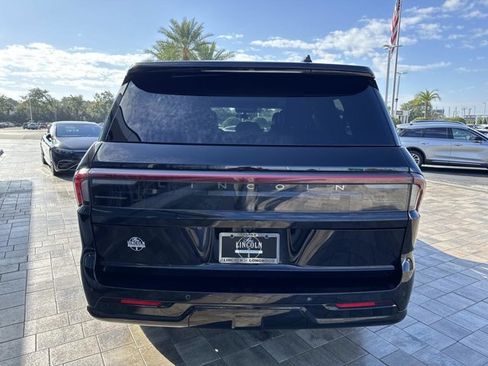 New 2025 Lincoln Navigator L Black Label image 3