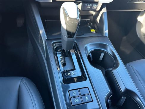 New 2026 Subaru Outback Premium image 23