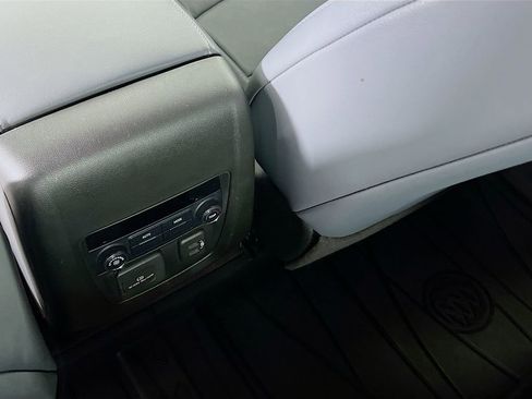 Certified 2020 Buick Enclave Essence w/ Sound and Sites Package AWD/4WD image 26