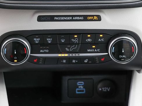 Used 2023 Ford Escape Active w/ Cold Weather Package FWD image 11
