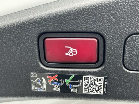 Certified 2026 Mercedes-Benz CLE 53 AMG 4MATIC Cabriolet image 32
