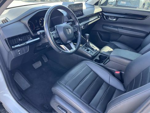 Used 2024 Honda CR-V EX-L image 5