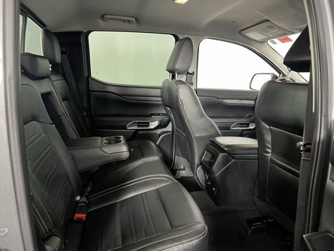 Used 2024 Ford Ranger Lariat w/ Advanced Towing Package image 29