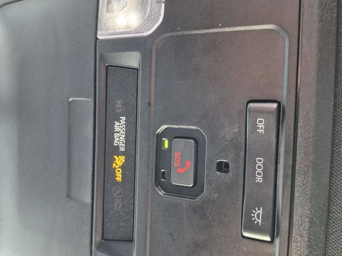 Used 2024 Toyota Tacoma SR image 20