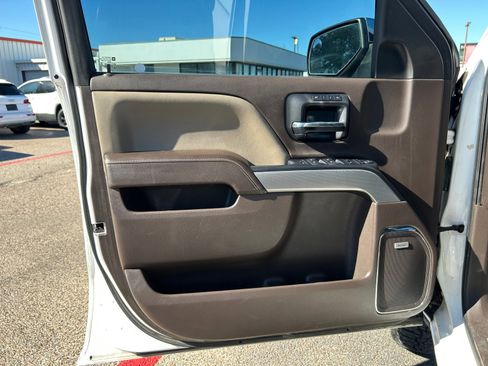 Used 2016 Chevrolet Silverado 1500 LTZ Z71 w/ LTZ Plus Package image 26