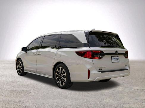 Used 2026 Honda Odyssey Elite image 7