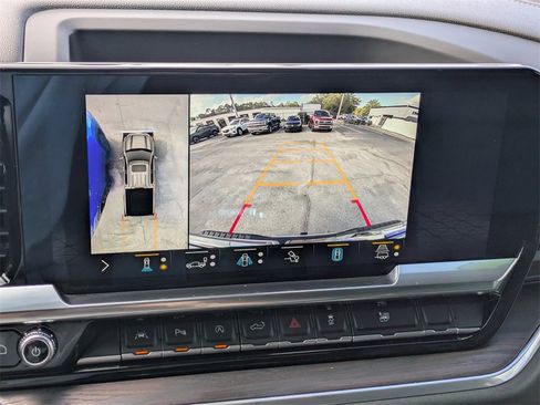 Used 2022 GMC Sierra 1500 SLT w/ SLT Premium Plus Package image 23