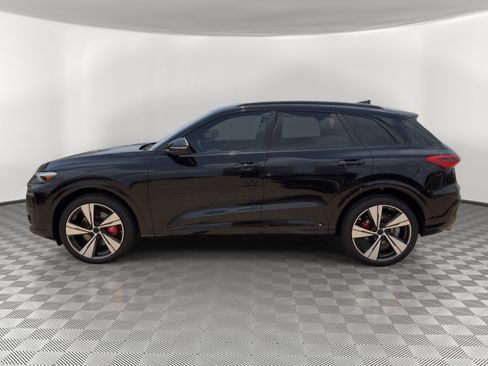 New 2026 Audi SQ5 Premium Plus AWD/4WD image 2