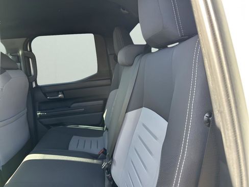 Used 2024 Toyota Tacoma TRD Sport image 19