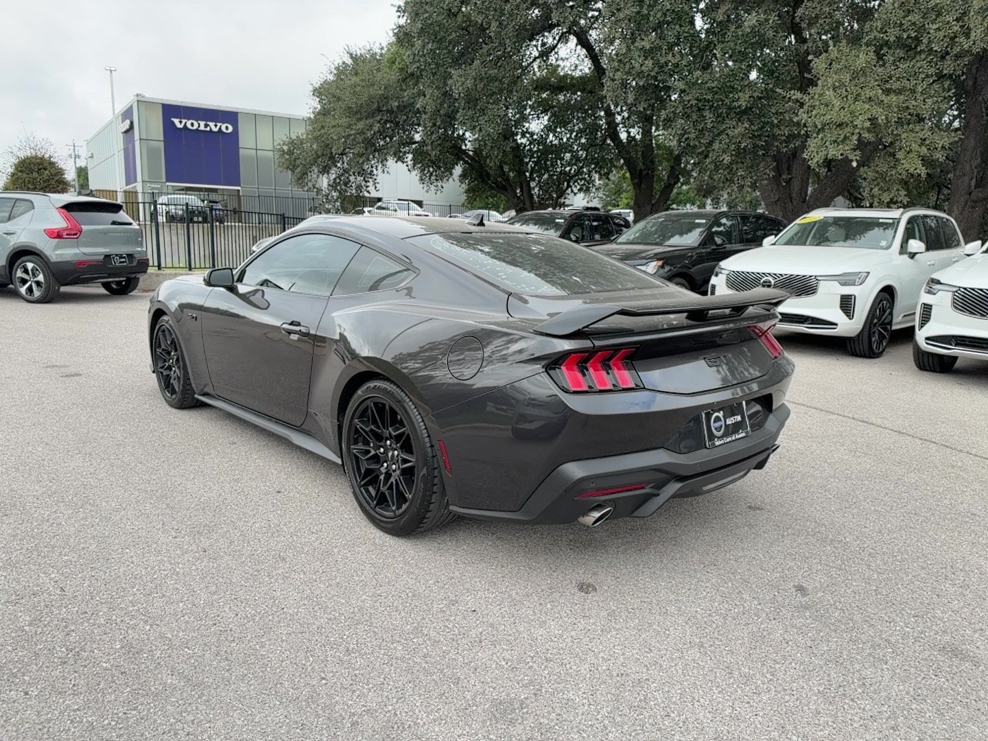 Used 2024 Ford Mustang GT Premium w/ GT Performance Package RWD image 4