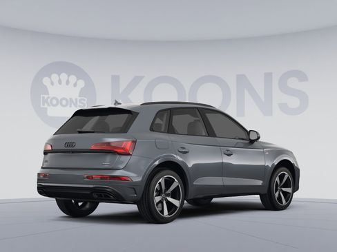 Used 2023 Audi Q5 2.0T Premium w/ Convenience Package AWD/4WD image 4