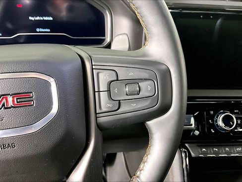 Used 2025 GMC Sierra 1500 AT4 w/ AT4 Premium Package AWD/4WD image 13