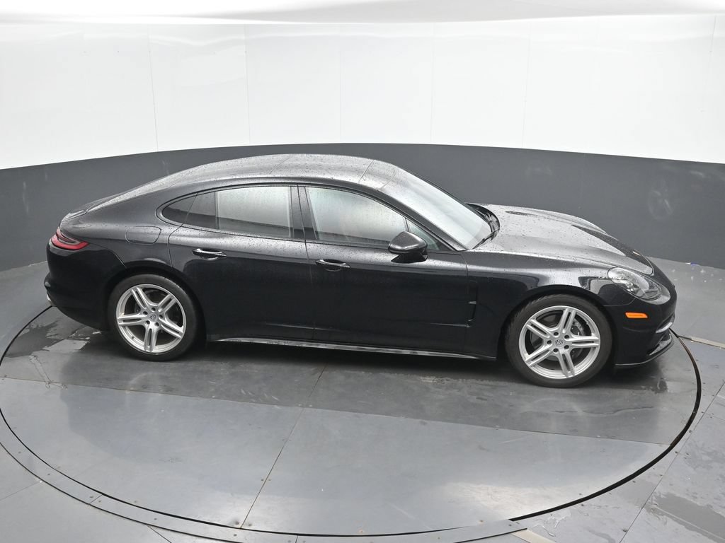 Used 2019 Porsche Panamera image 37