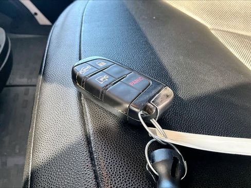 Used 2023 RAM ProMaster 2500 w/ Convenience Group image 14