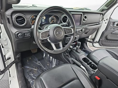 Used 2022 Jeep Gladiator Overland w/ Popular Equipment Package AWD/4WD image 15