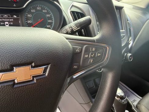 Used 2018 Chevrolet Cruze LT w/ Convenience Package FWD image 13