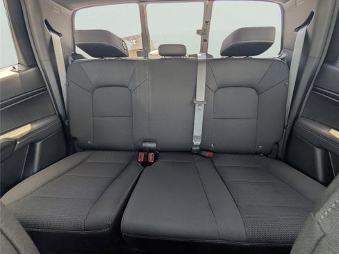 New 2025 GMC Canyon Elevation w/ Convenience Package image 15