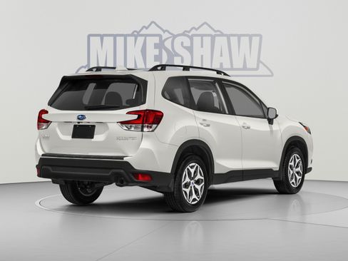 Used 2024 Subaru Forester Premium AWD/4WD image 2