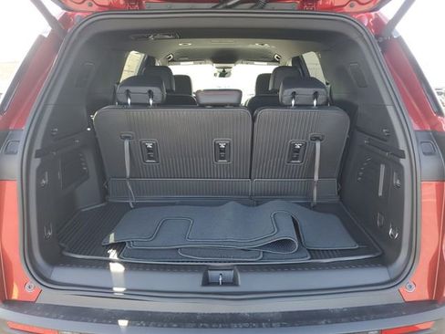 New 2026 Chevrolet Traverse Z71 w/ Driver Confidence Package image 24
