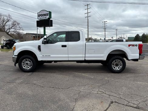 Used 2017 Ford F350 XLT w/ FX4 4x4 Off Road Package image 2