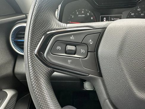 Used 2024 Chevrolet Trax LS w/ LS Convenience Package FWD image 27