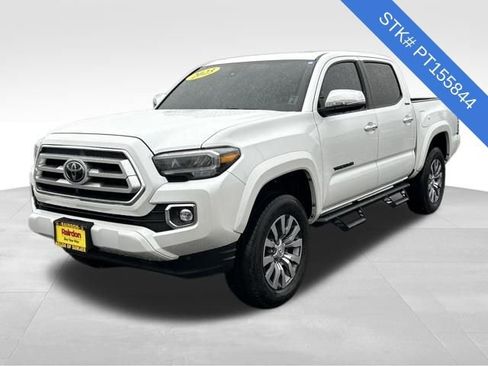 Used 2023 Toyota Tacoma Limited image 3