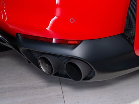 Used 2022 Ferrari 812 GTS RWD image 25