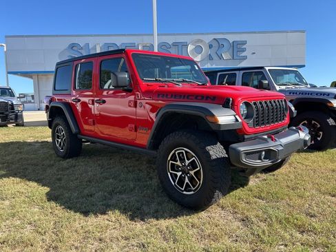 Used 2024 Jeep Wrangler Unlimited Rubicon image 4