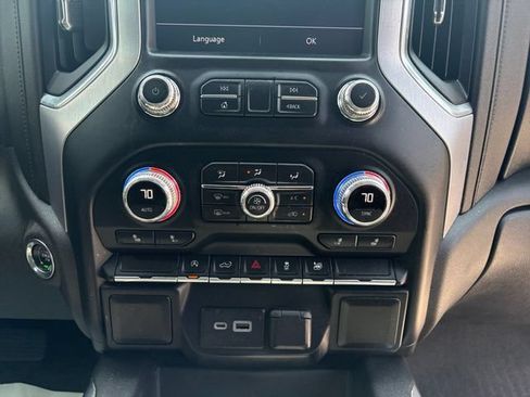Used 2020 GMC Sierra 1500 Elevation w/ Elevation Value Package RWD image 4
