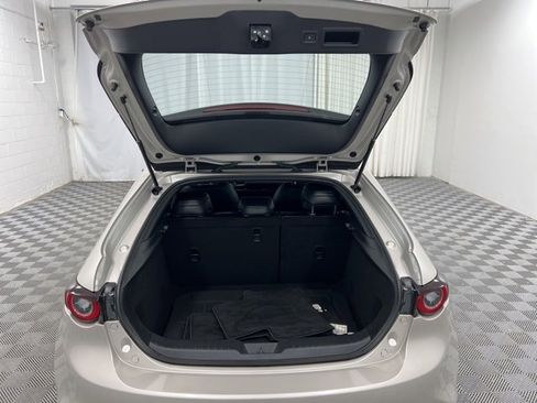 Used 2023 MAZDA MAZDA3 s image 8