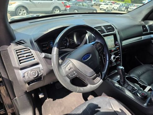 Used 2019 Ford Explorer Sport w/ Ford Safe & Smart Package AWD/4WD image 13