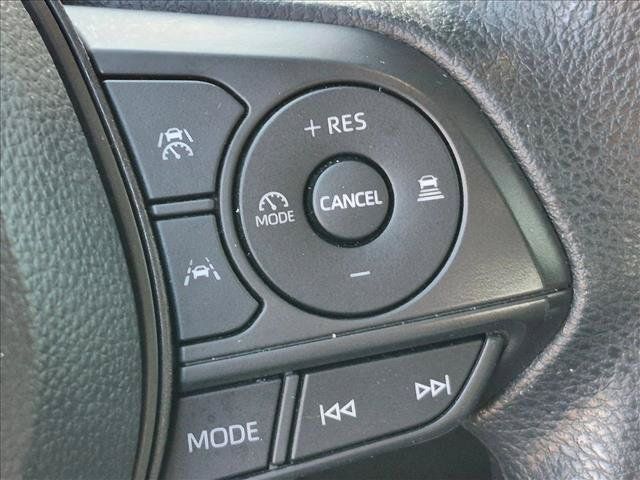 Used 2026 Toyota Corolla LE FWD image 15