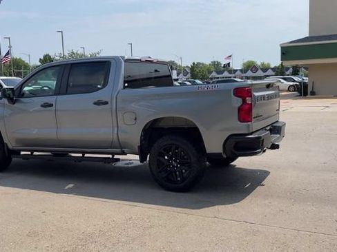 Used 2024 Chevrolet Silverado 1500 Custom Trail Boss w/ LPO, Dark Essentials Package AWD/4WD image 6
