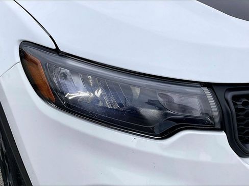 Used 2023 Jeep Compass Trailhawk image 33