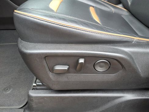 Used 2021 GMC Yukon AT4 w/ Rear Media and Nav Package image 10