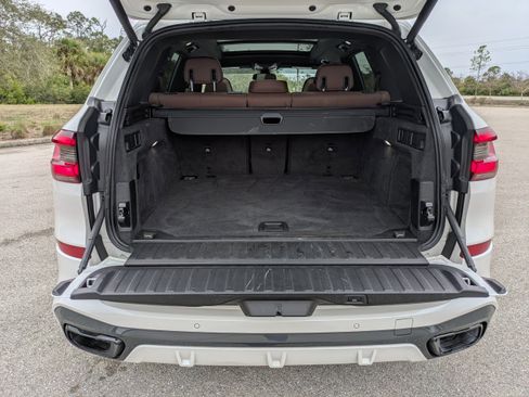 Used 2020 BMW X5 sDrive40i w/ M Sport Package image 18