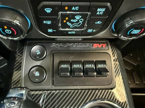 Used 2014 Ford F150 Raptor w/ Equipment Group 801A Luxury AWD/4WD image 19