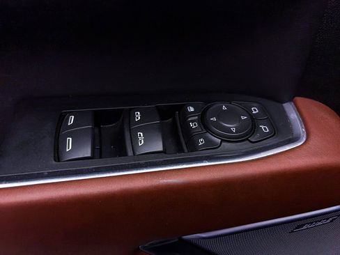 Used 2024 GMC Sierra 2500 Denali Ultimate AWD/4WD image 20