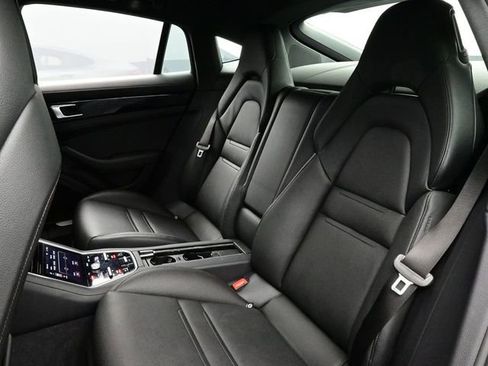 Certified 2019 Porsche Panamera 4 AWD/4WD image 14