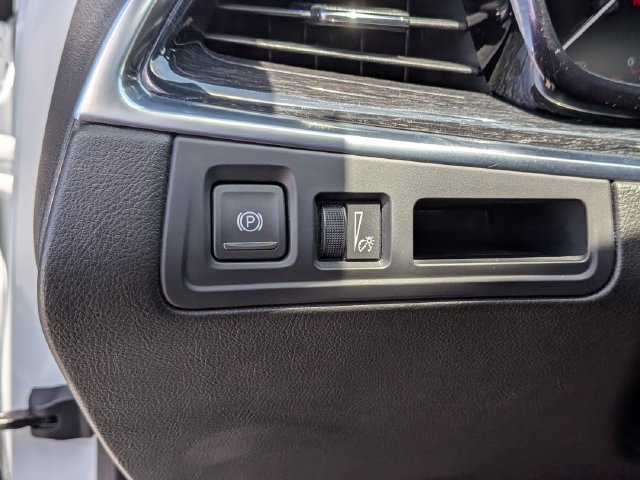 Used 2024 Cadillac XT5 Premium Luxury FWD image 21