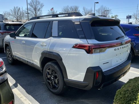 New 2026 Subaru Outback Limited image 5