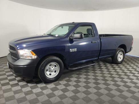 Used 2018 RAM 1500 Express RWD image 8